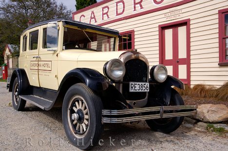 photo of Vintage Car Cardrona NZ